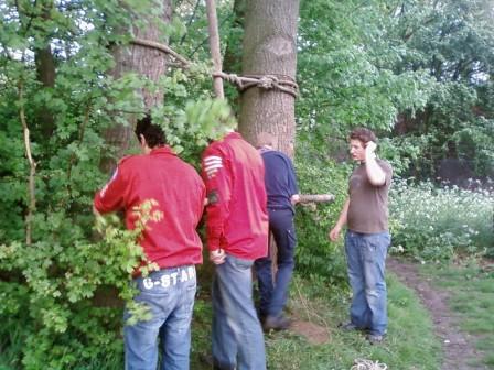 Het bouwen van de katapult